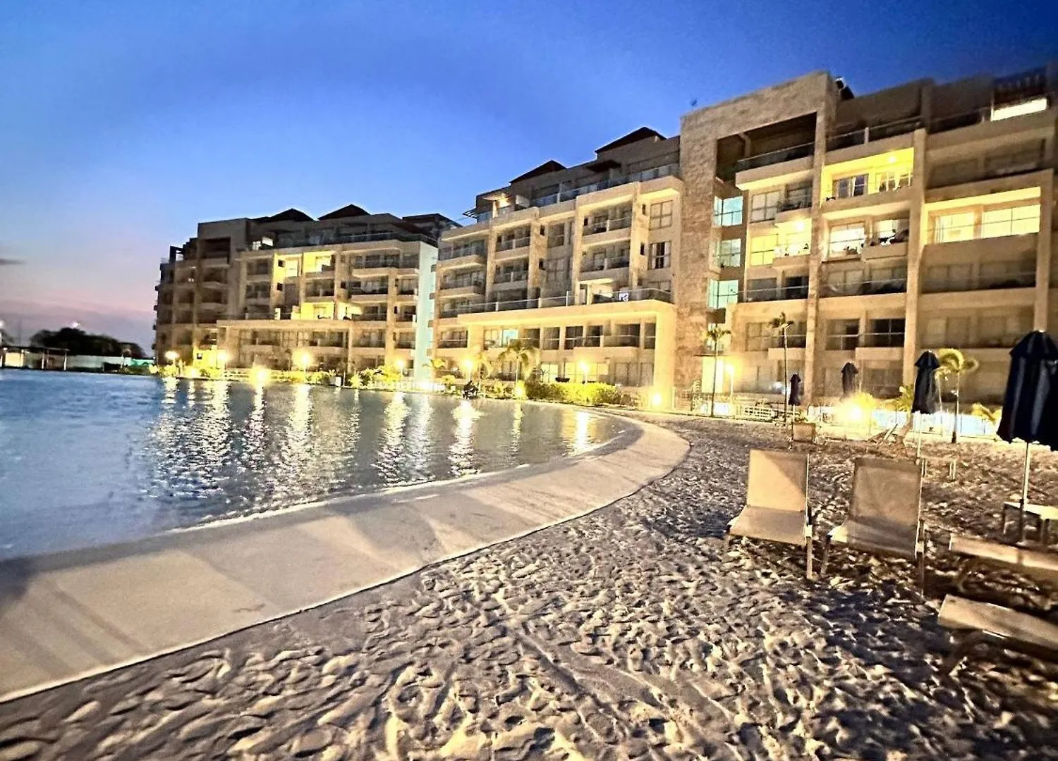Lugar Paradisiaco Baia Kristal Cartagena 0*,  Colombia